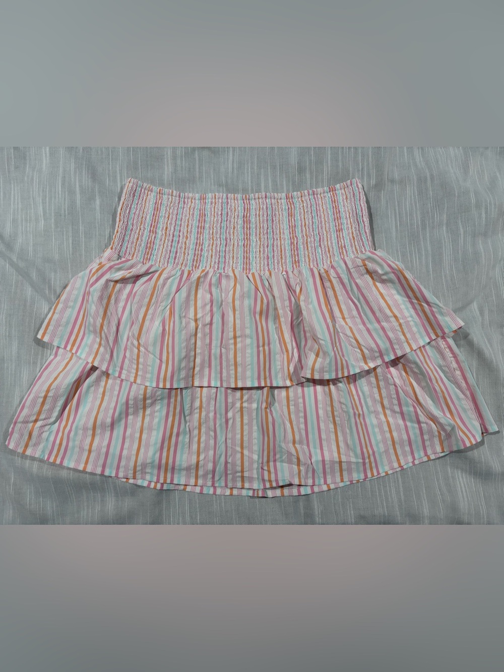 Vineyard Vines Performance Striped Tiered Skirt Size M Smocked Waist